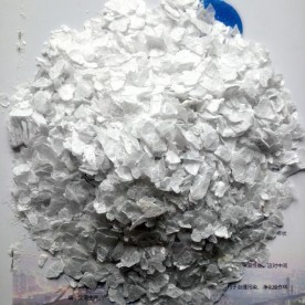 朝陽潤東物產 專業供應珍珠巖除渣劑，氯化鎂及貓砂一站式采購解決方案